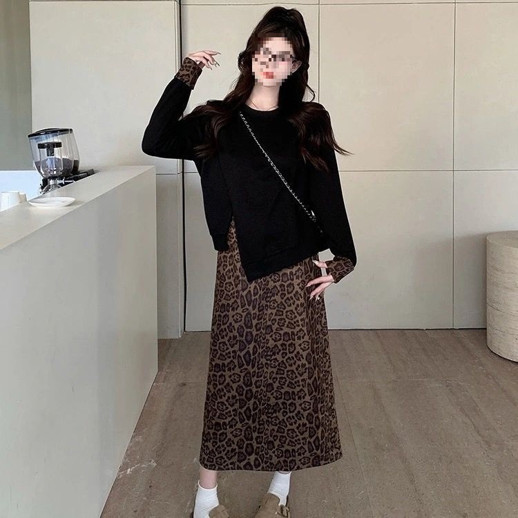 大码女装春秋季新款时尚碎花连衣裙胖MM藏肉显瘦不规则卫衣两件套|undefined
