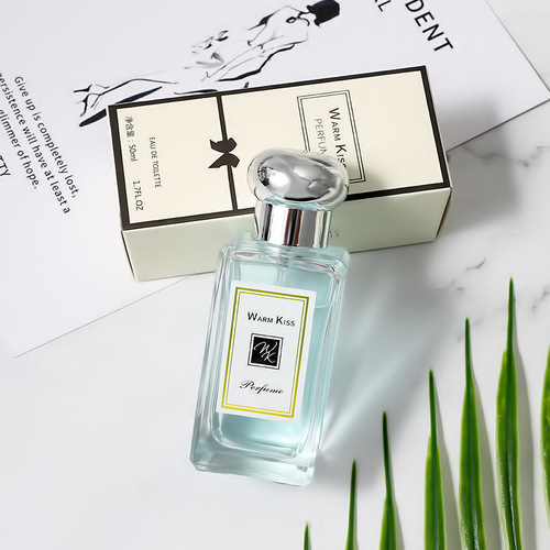 Internet celebrity mushroom head salon blue wind chime perfume for women students long-lasting light fragrance fresh niche Vietnam wholesale