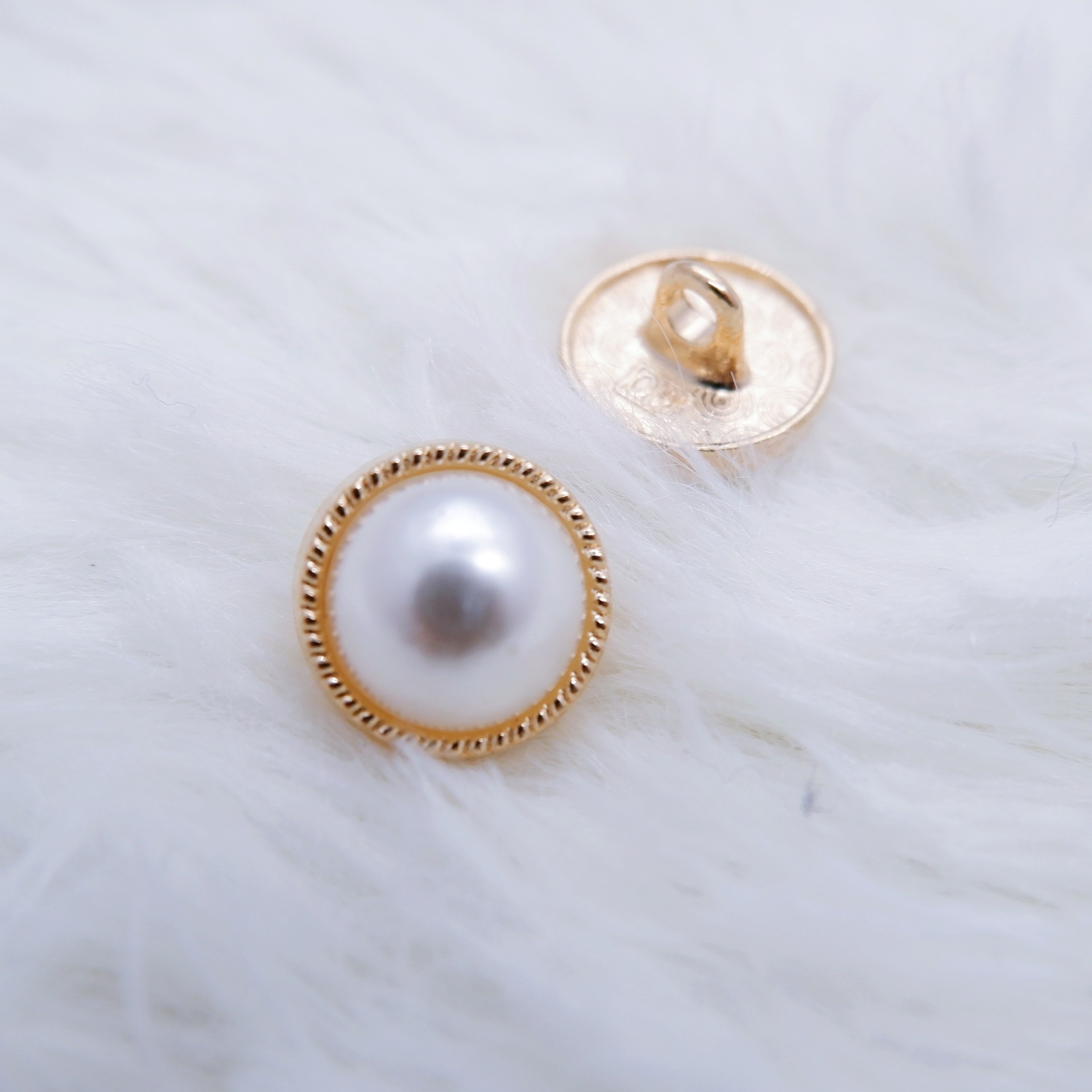 96745977-0DD3-4C38-9419-86274C