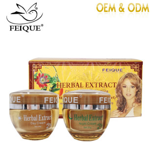 �羳 Ę����˪���׵�����ɫ���������wɫ����һ��ș��˪���w��˪