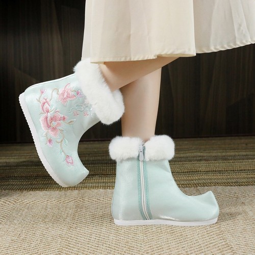 Hanfu fairy princess boots for women girls old Beijing cloth shoes restoring ancient ways embroidery short boots collocation hanfu