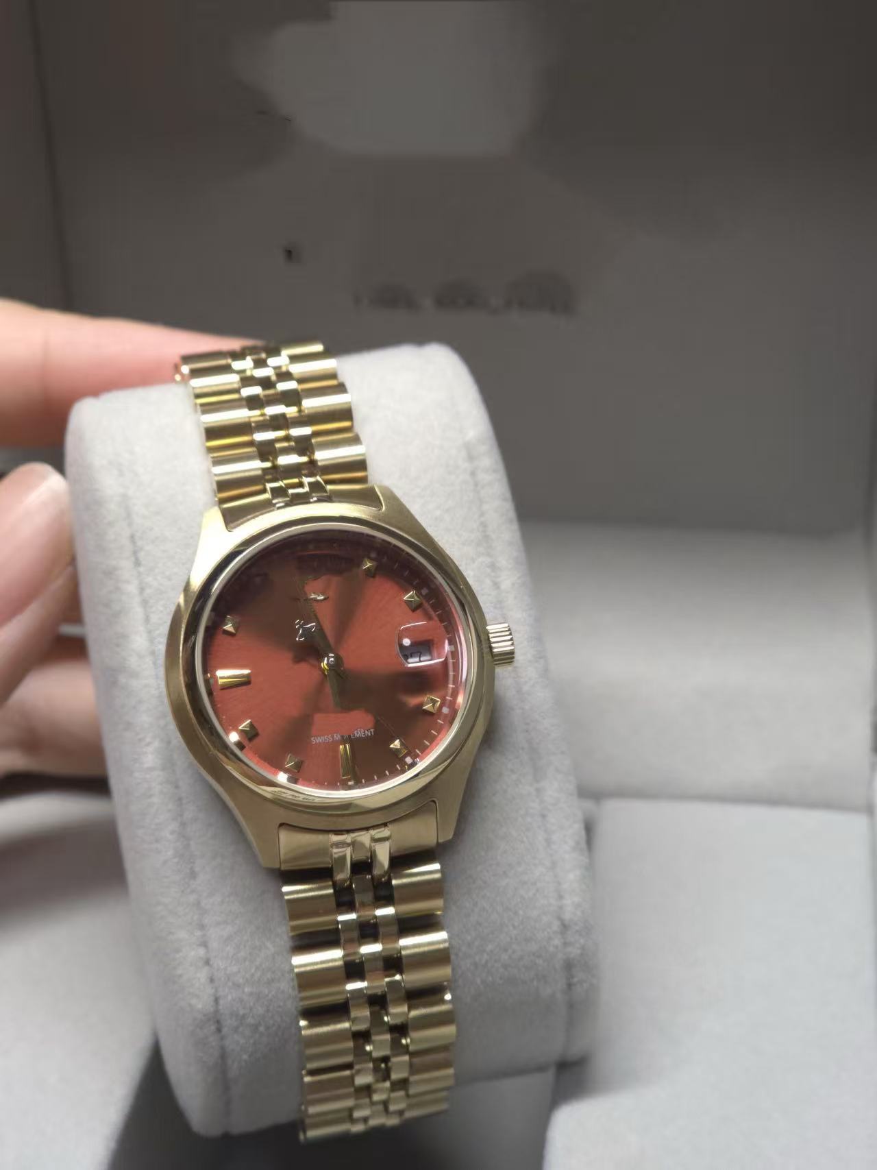 23vva+ counter gift box