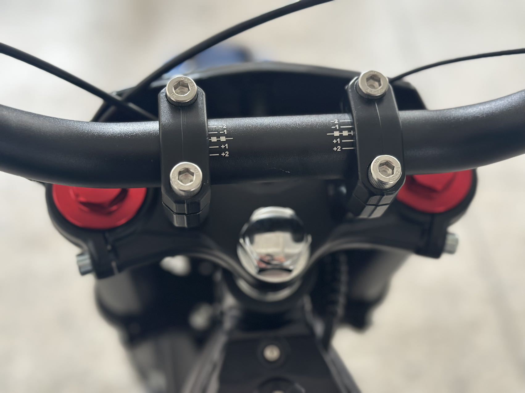 Off-road motorcycle BSE Bosuer EZ-3 motor 60V36 ternary lithium battery with a range of 80-90 kilometers
