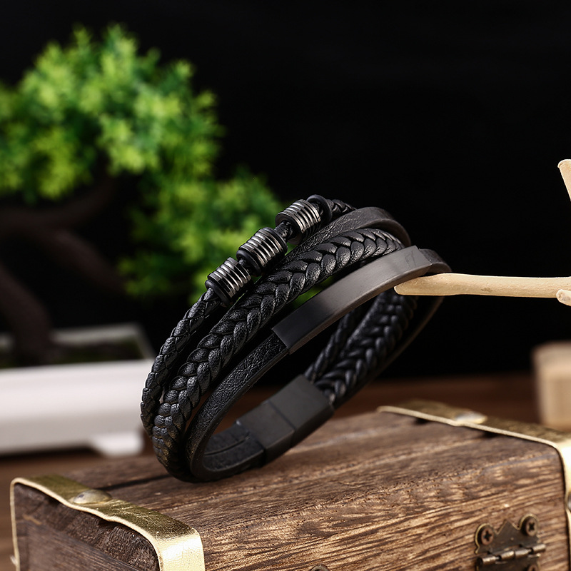 2PCS Fibbia magnetica in acciaio inossidabile alla moda intrecciata multistrato, bracciale in pelle multistrato, bracciale_voghion.com