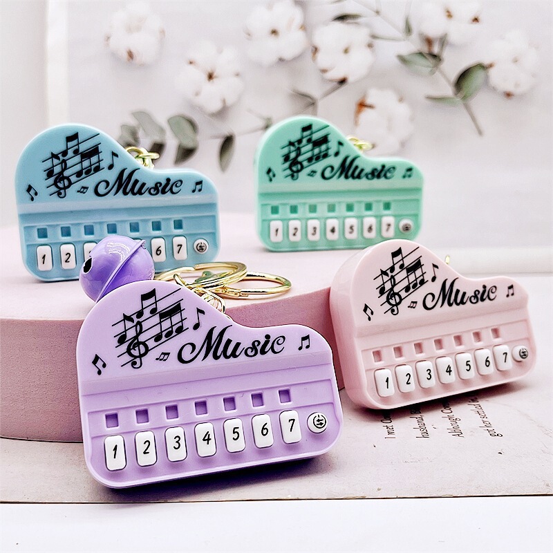 Handheld Mini Electronic Piano Playing Luminous Music Game Machine Bag Keychain Pendant Creative Children's Toys Handheld Mini Electronic Piano Playing Luminous Music Game Machine Bag Keychain Pendant Creative Children's Toys