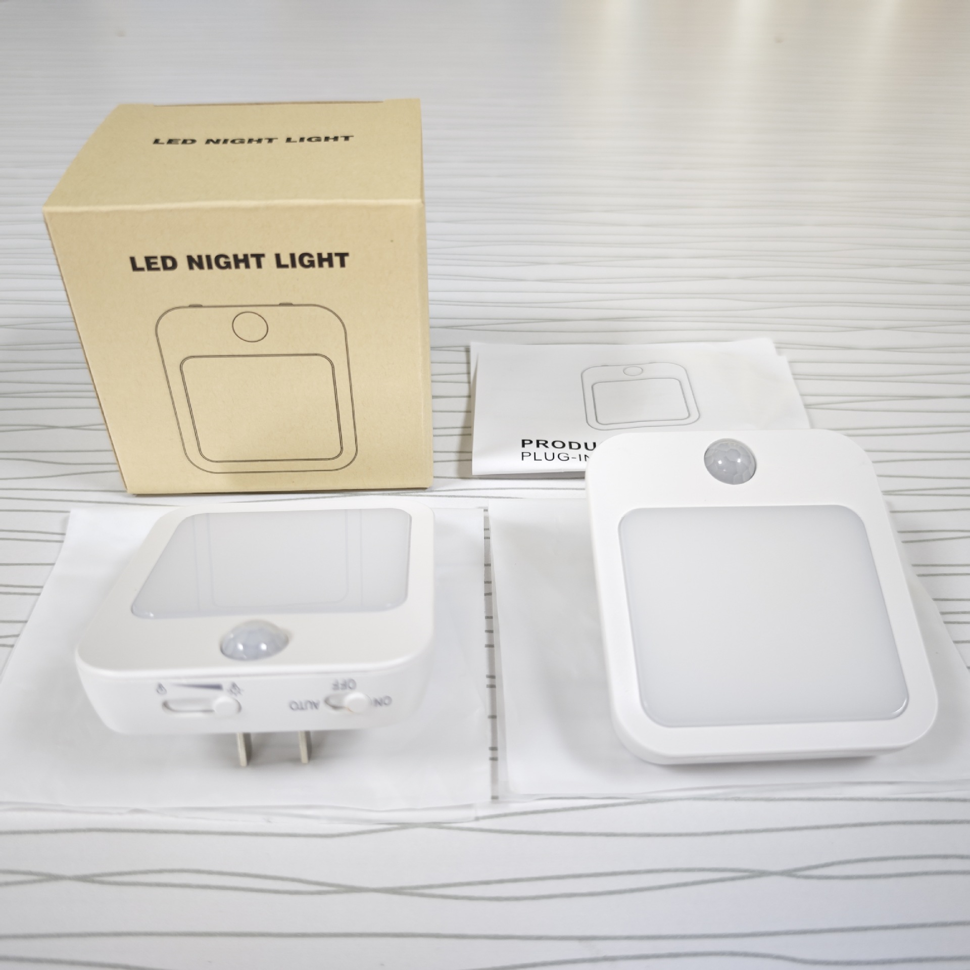 Pasillo dormitorio noche luz al por mayor de emergencia inalámbrica de ahorro de energía plug-in de infrarrojos inteligente del cuerpo humano luz de la noche de luz