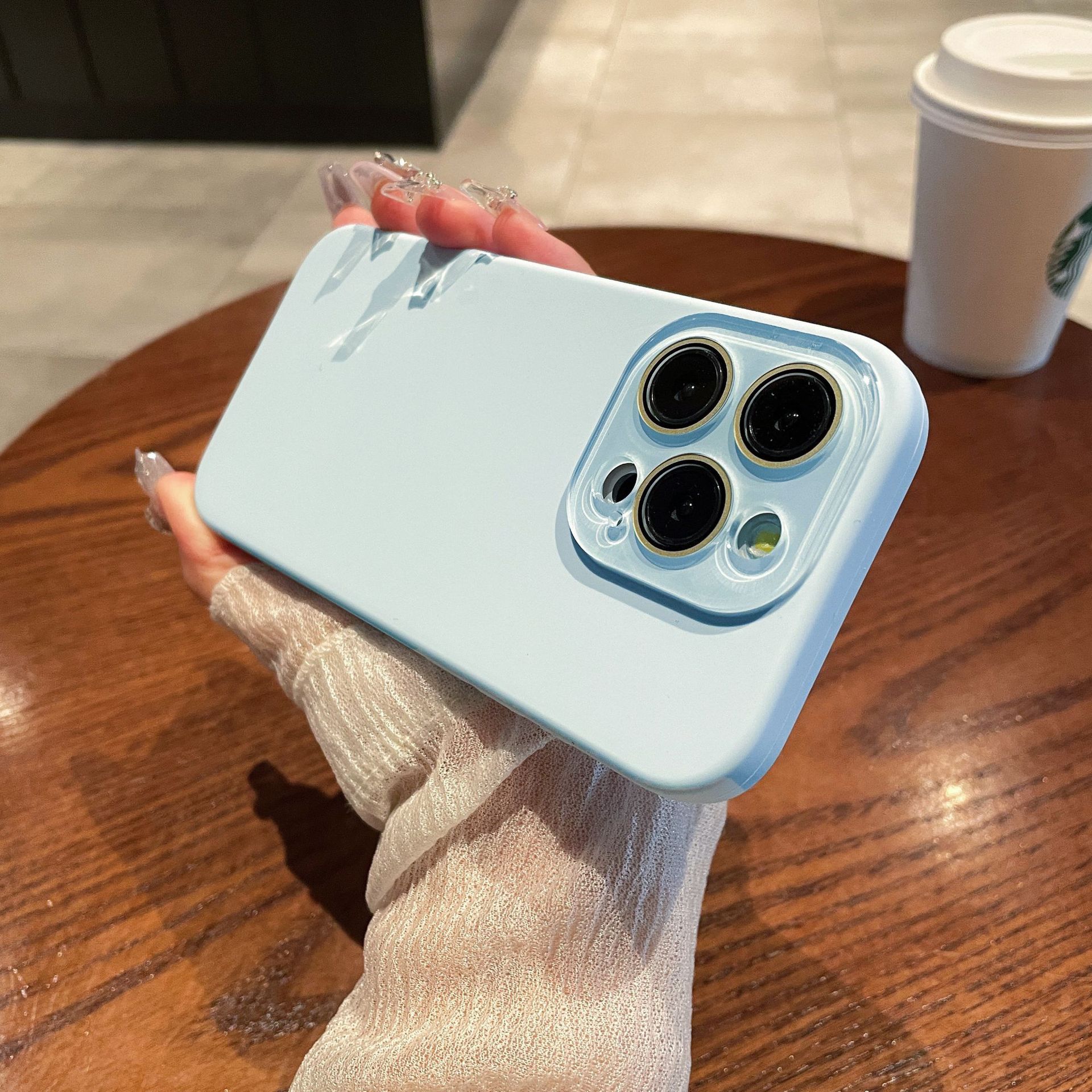 Película de lente de silicona líquida azul pico lejano hy