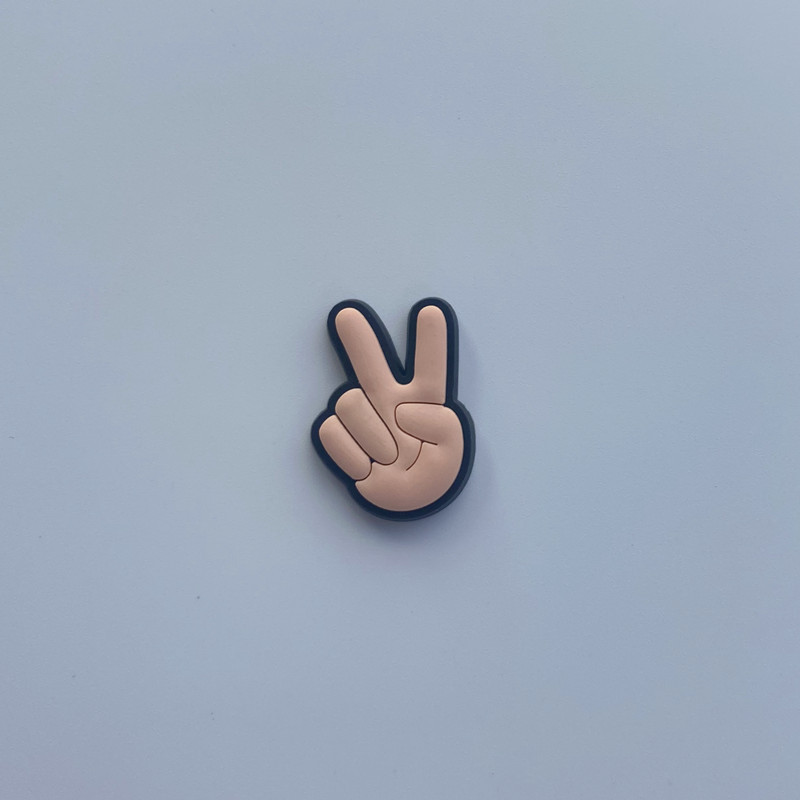 Amazon transfronteriza zapatos flor paz amor PVC de dibujos animados de goma suave agujero zapatos accesorios zapatos decoraciones accesorios en stock