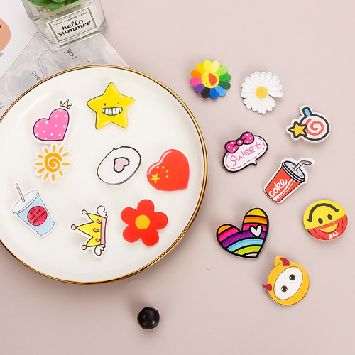 Creative cartoon rainbow brooch acrylic badge cute bag clothes pin pendant small accessories patch customization