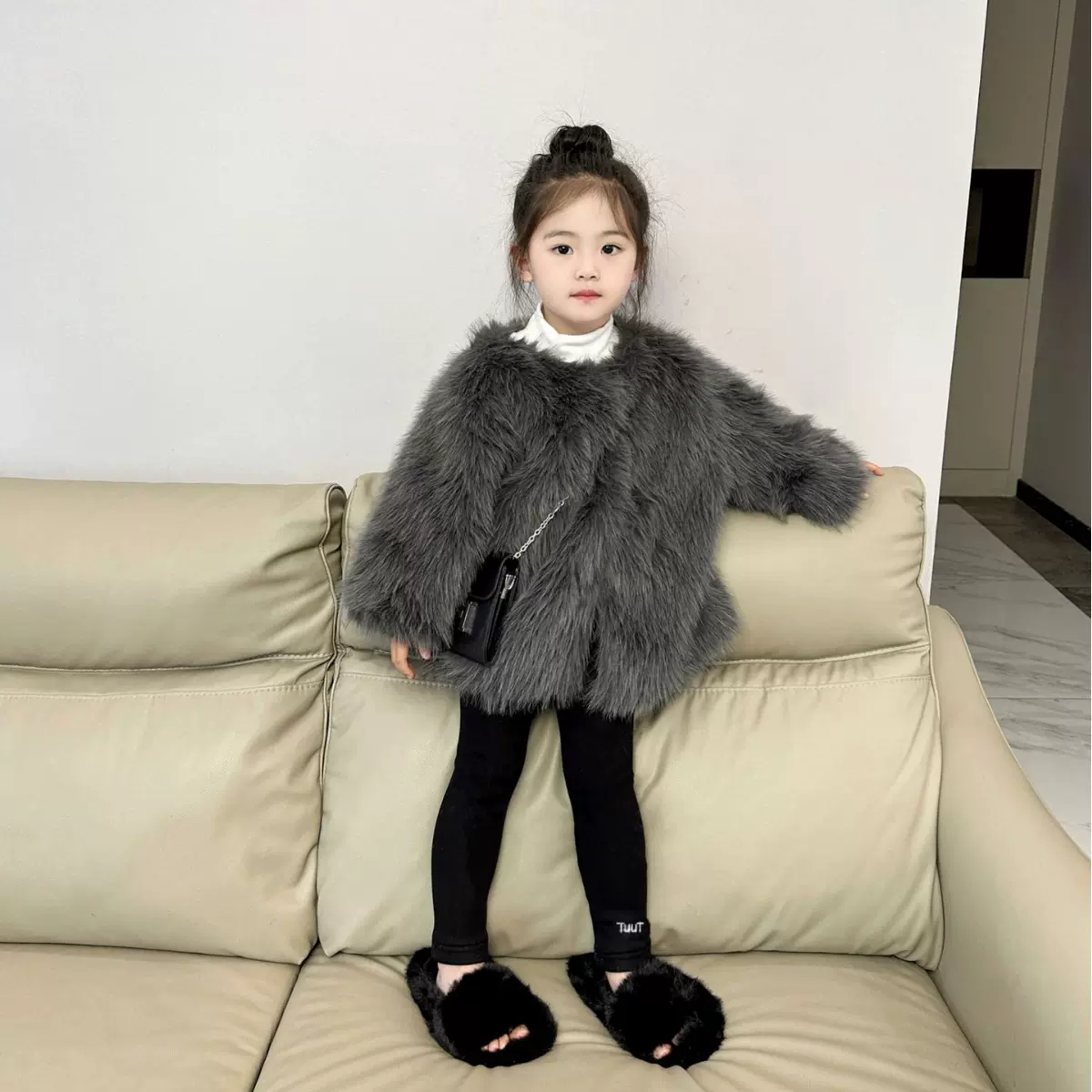 不退换原价70 韩版冬季女童仿皮草外套毛毛衣加绒毛毛衣