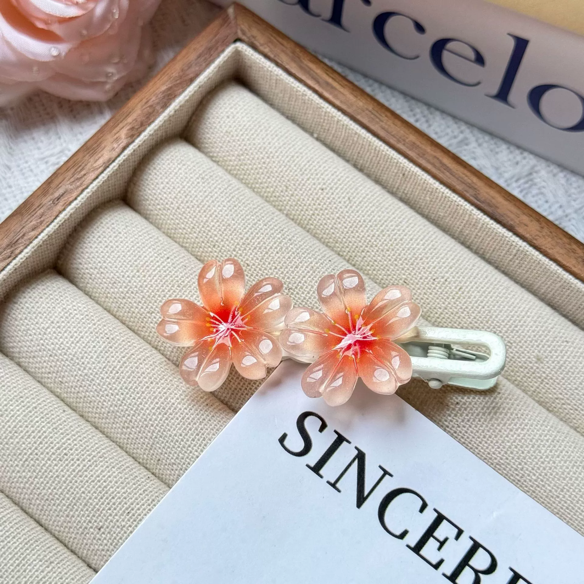 Заколка для волос Jelly Cherry Blossom, смоляная боковая клипса, 6 см, пастельные цвета