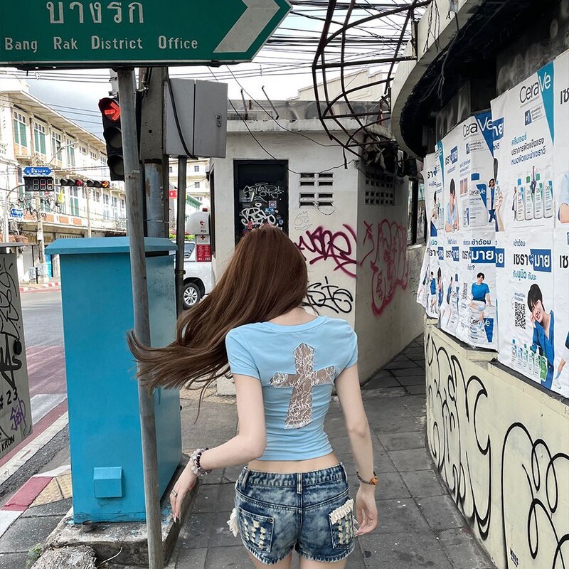 Mr [40 Count Rayon] Hong Kong Style Lace Stitching Cross Embroider Round Neck Short-Sleeved T-Shirt Summer Cut Out Slim Top