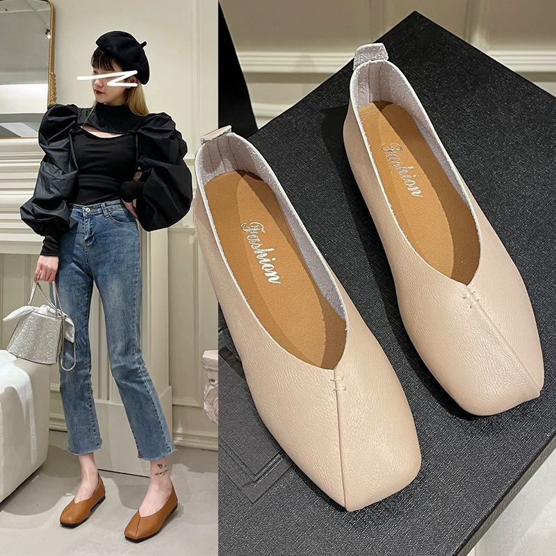 Туфли с плоским дном и квадратным мягким дном женские 2023 весна и осень новые туфли с мелким ртом молочные туфли с мягким дном Bean обувь женская обувь оптом