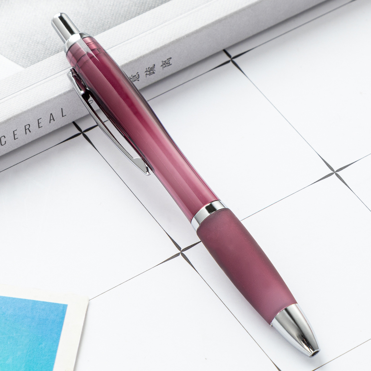 Bolígrafo de calabaza multicolor al por mayor de fábrica, bolígrafo de plástico de prensa publicitaria, bolígrafo promocional, bolígrafo de regalo de papelería para estudiantes de oficina