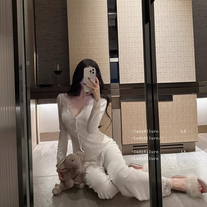 Women's pajamas, new spring/autumn 2026 model, made of modal fabric, gentle and pure, with lace, long sleeves, slimming, suitable for home wear and can be worn outside, set