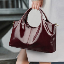 跨境漆皮2025女手提包妈妈款通勤菜篮子包气质百搭斜挎托特包手拎