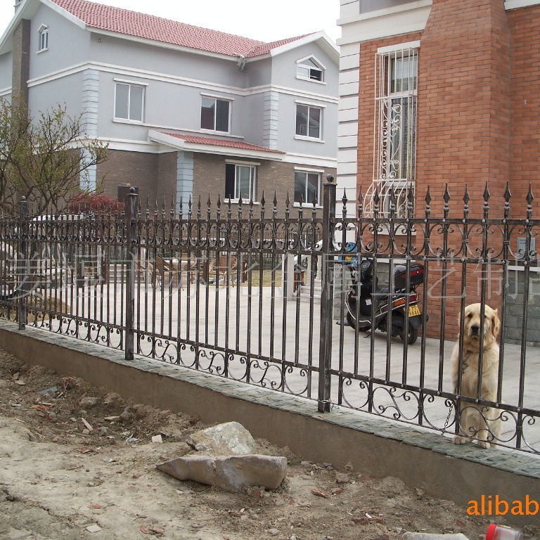 欧式别墅铁艺热镀锌工程围栏  锻打铁艺花园景观仿铜防护建筑围栏