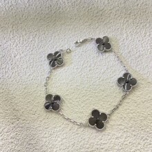 �p�����~����Ů��V�����i��朕r�аٴ�߼���С���OӋ�е���
