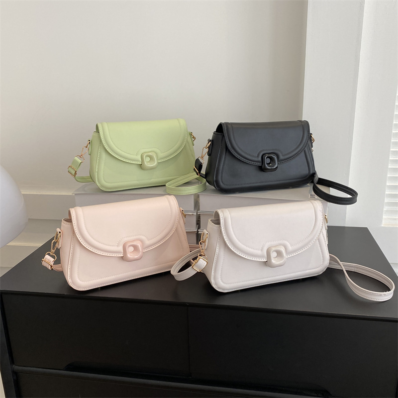 Casual fashion stylish bag women 2024 new simple net celebrity one shoulder solid color small square bag popular crossbody small bag_voghion.com
