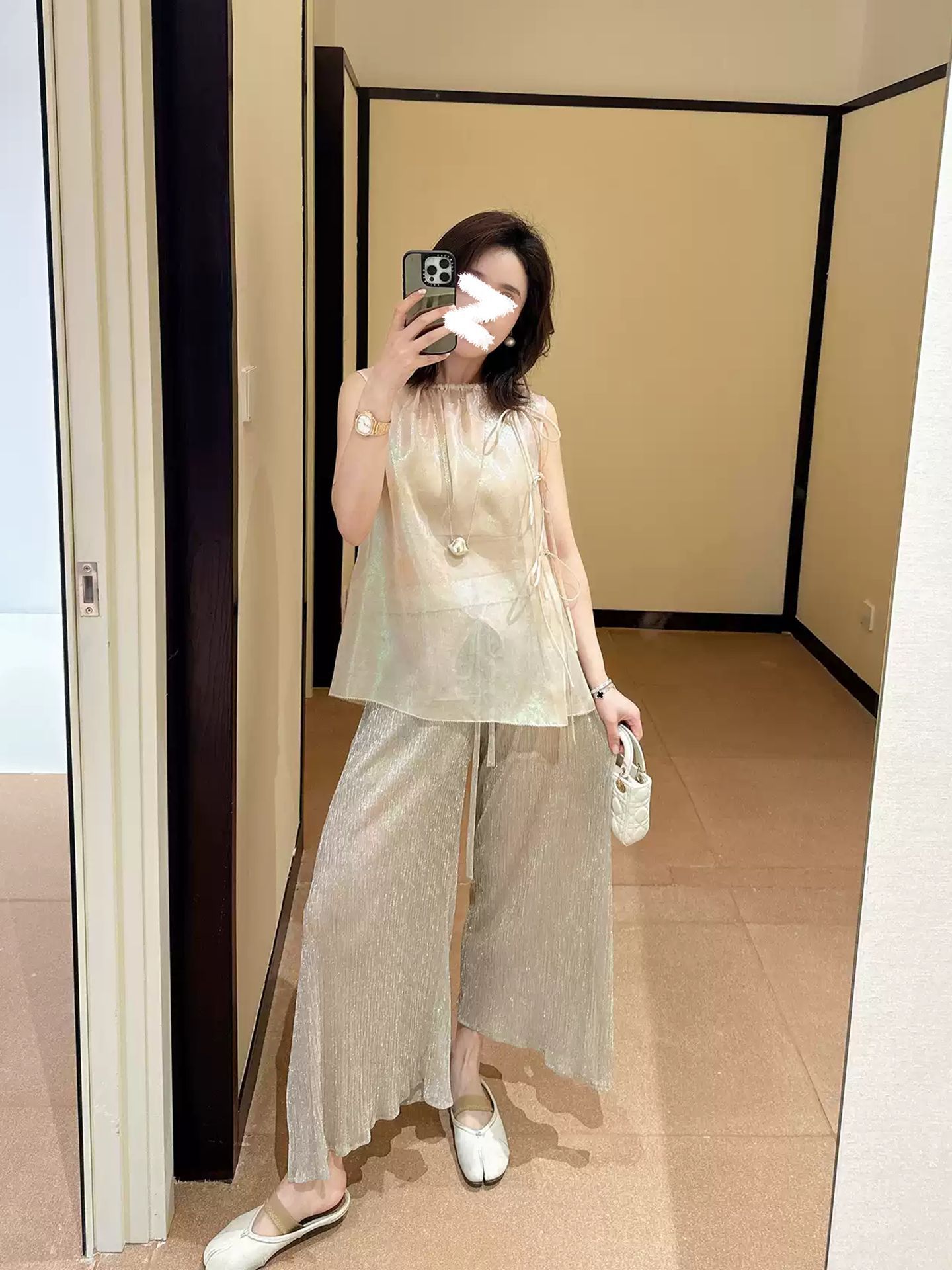 Áo hai dây nữ satin phối dây cột cạnh sườn, cổ tròn thiết kế mùa hè — Xanh lam mờ ngọc trai, Champagne ngọc trai, Đỏ mâm xôi ngọc trai chi tiết 3