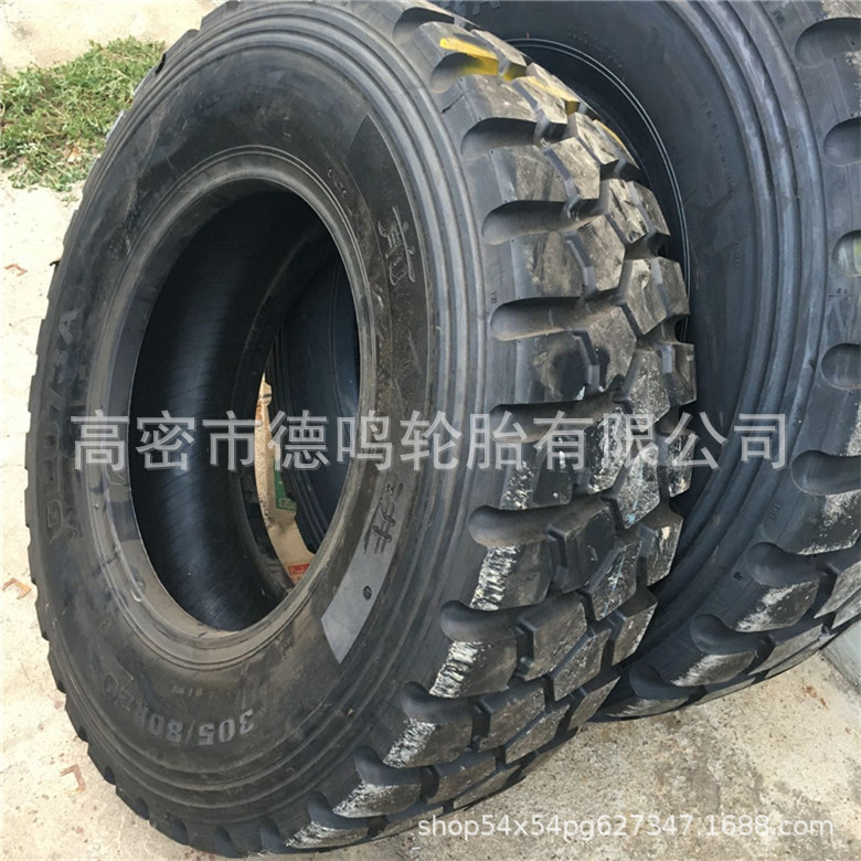 Las ventas de la fábrica del triángulo neumático 305/80R20 calidad tres garantías