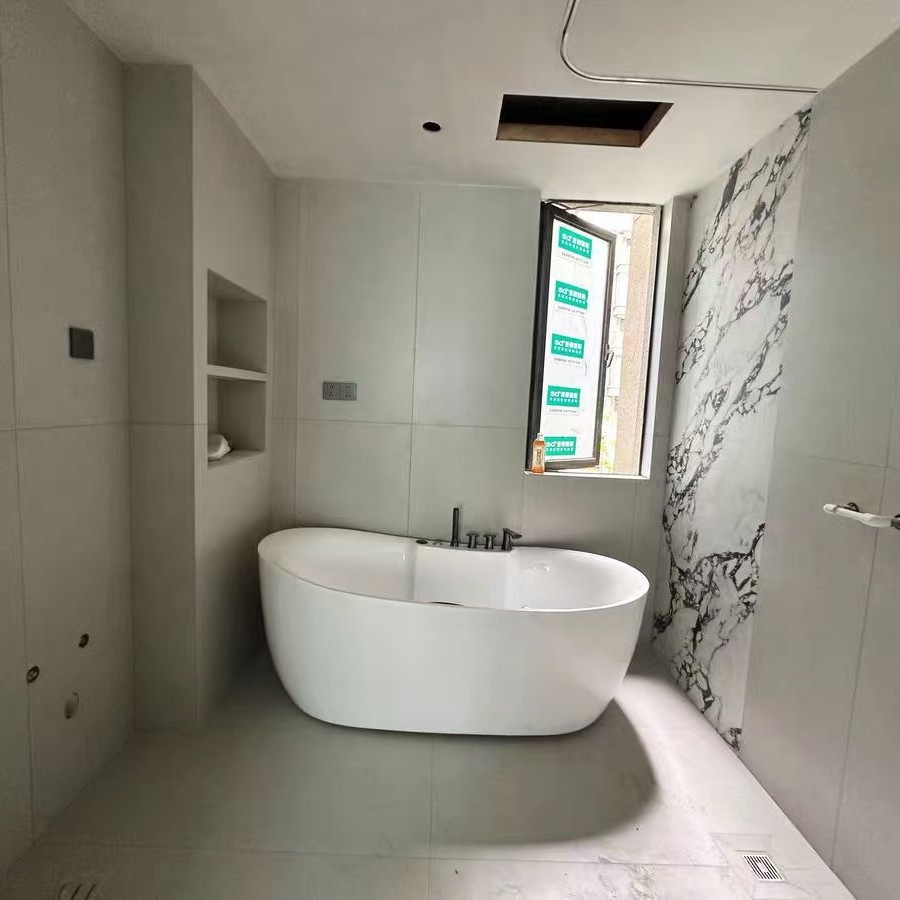 Fábrica de Foshan venta directa ovalada alta bañera acrílica hotel residencial popularidad en línea bañera independiente para adultos