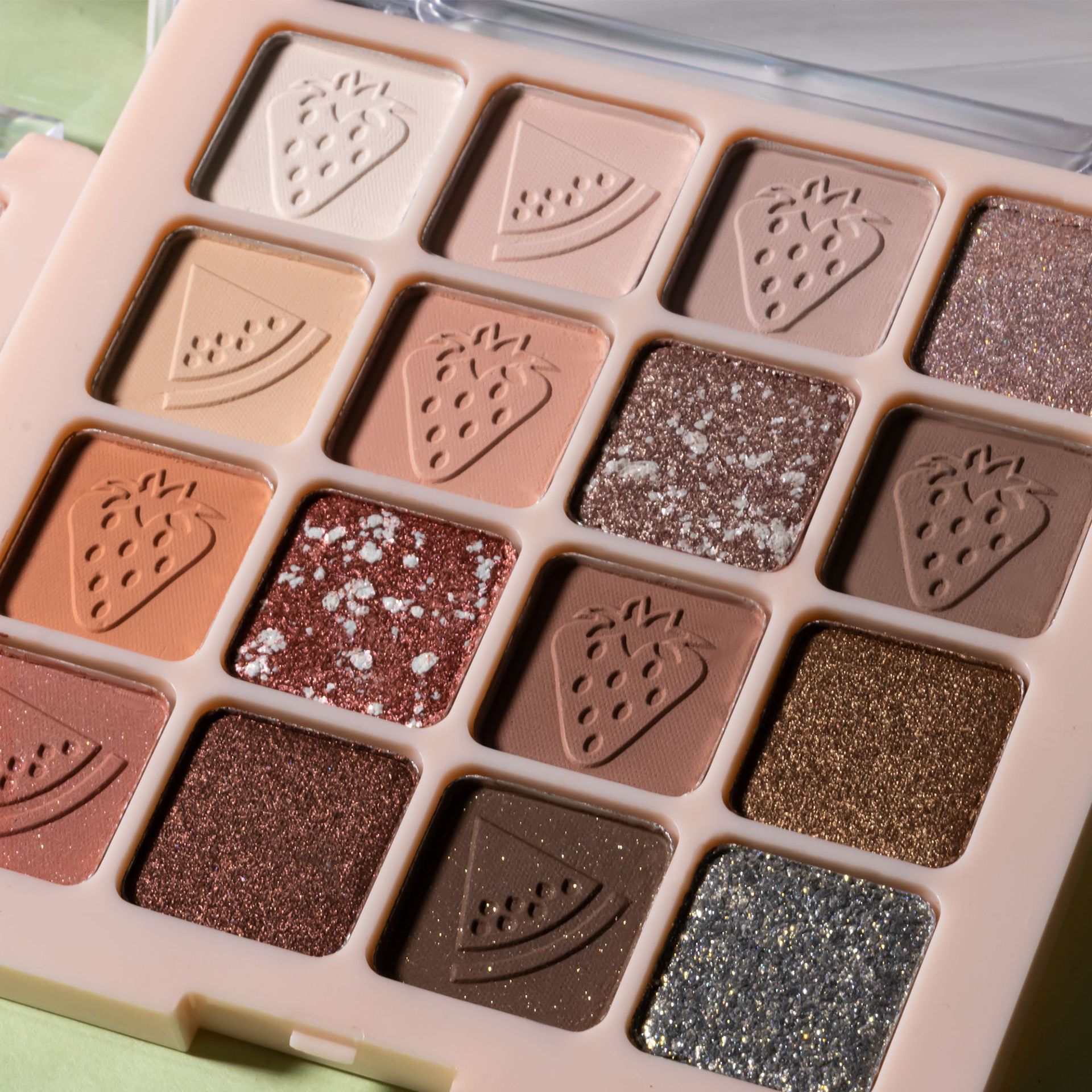 Cross-border bestseller multi-functional all-in-one makeup palette, matte pearlescent eyeshadow, high-gloss contouring all-in-one eyeshadow palette for beauty undefined