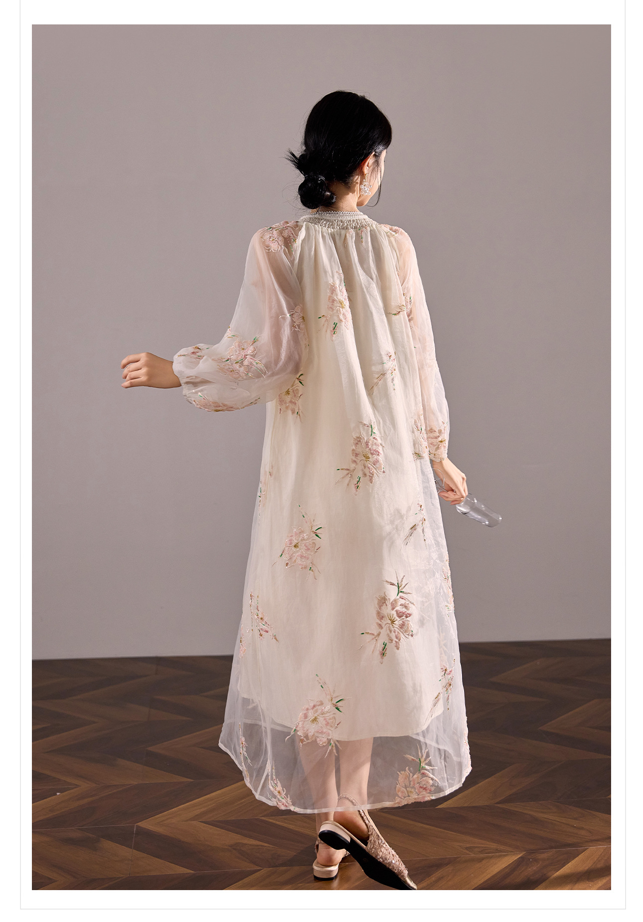 Đầm maxi nữ dài tay in họa tiết phong cách dân tộc, vạt xòe rộng N4039 — quả mơ chi tiết 16