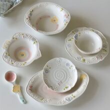 网红陶瓷餐具套装家用碗碟盘子ins风高颜值甜品碗早餐碗双耳汤碗