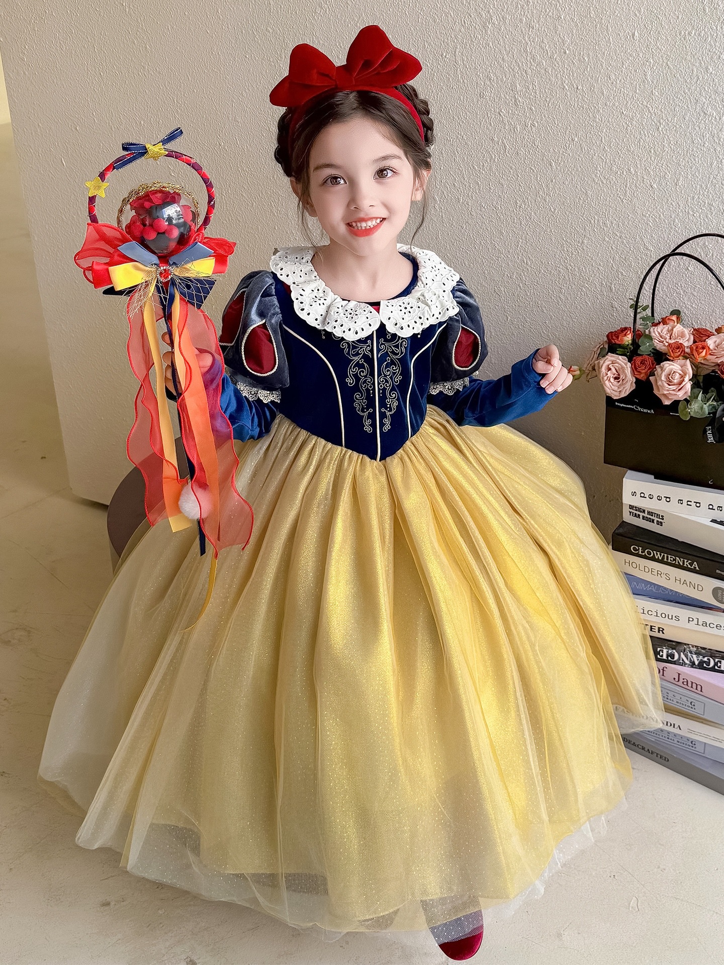 Vestido de niña otoño 2025 nuevo estilo extranjero vestido de Blancanieves para niños falda de mangas largas bebé