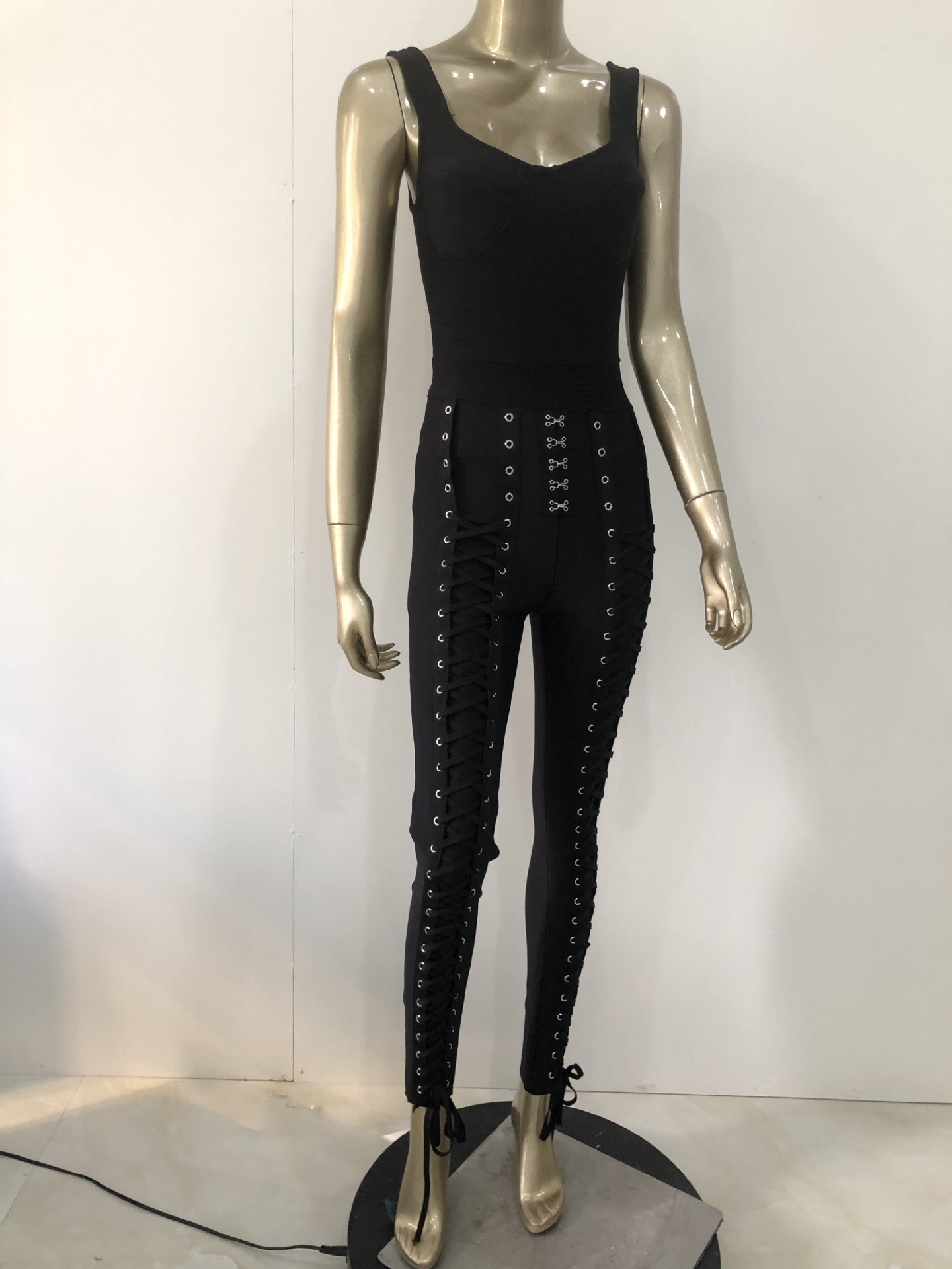 Amazon AliExpress Venta caliente 2022 nuevo vendaje mono europeo y americano sexy encaje apretado pantalones de una pieza