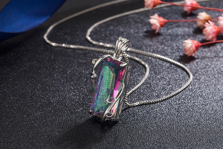 Fashion Square Copper Pendant Necklace Inlay Artificial Gemstones Copper Necklaces