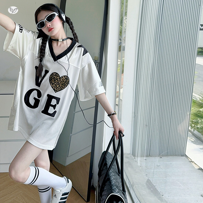 American V Neck Short-Sleeved T-Shirt Girls Summer Thin 2025 New Loose Sports Jersey Top Shorts Suit Trendy