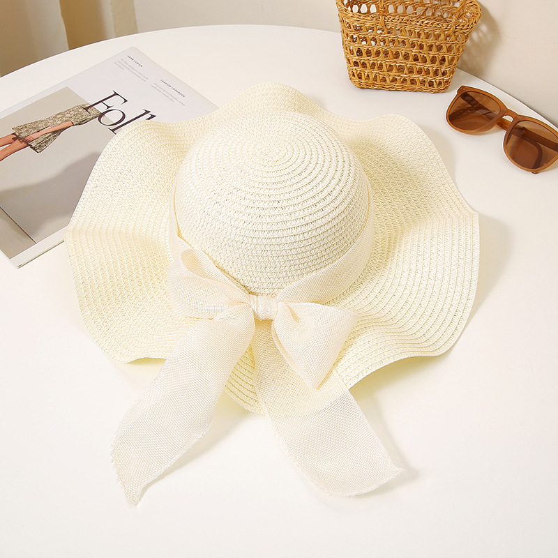 2025 Sombrero de playa Sombrero de paja de ala grande Sombrero de playa de protección solar de vacaciones de verano para mujer Sombrero de sol Sombrero de paja Sombrero de lazo