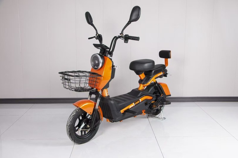 外国貿易卸売クールウォーズ電気自動車ソースメーカー直販大人用電動自転車と二輪モビリティバッテリーカー|undefined