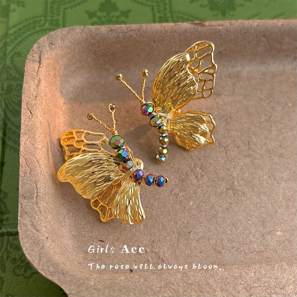 2_0002_耳语场景新水印 拷贝 3.jpg