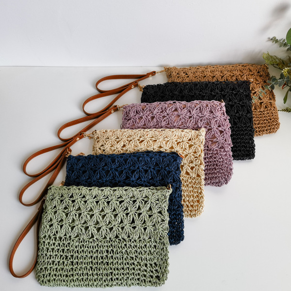 Straw woven shoulder bag, flowered