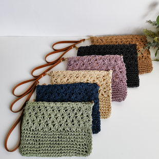 Straw woven shoulder bag, flowered