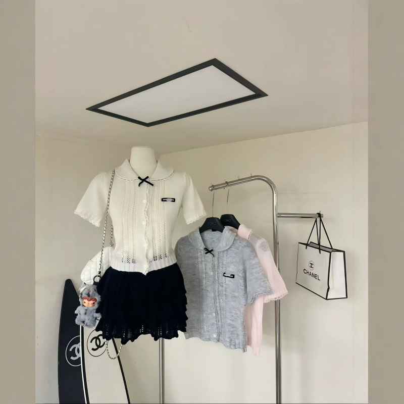 High-End Miu Style Gentle Doll Collar Bowknot Hollow-Out Knit Cardigan, Elegant Slim-Fit Short-Sleeve Top High-End Miu Style Gentle Doll Collar Bowknot Hollow-Out Knit Cardigan, Elegant Slim-Fit Short-Sleeve Top