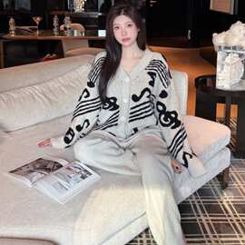 加厚V领简约宽松百搭开衫软绵绵家居服 可外穿批半边绒睡衣女秋冬