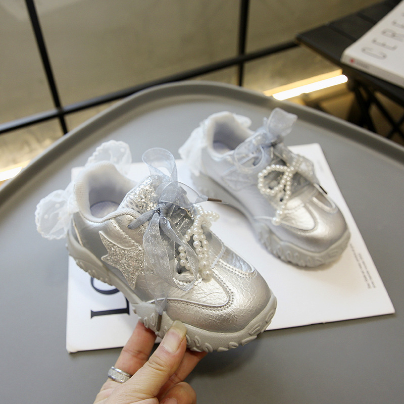 儿童公主运动鞋2025春秋新款女童皮面网纱蝴蝶结珍珠休闲老爹鞋|undefined