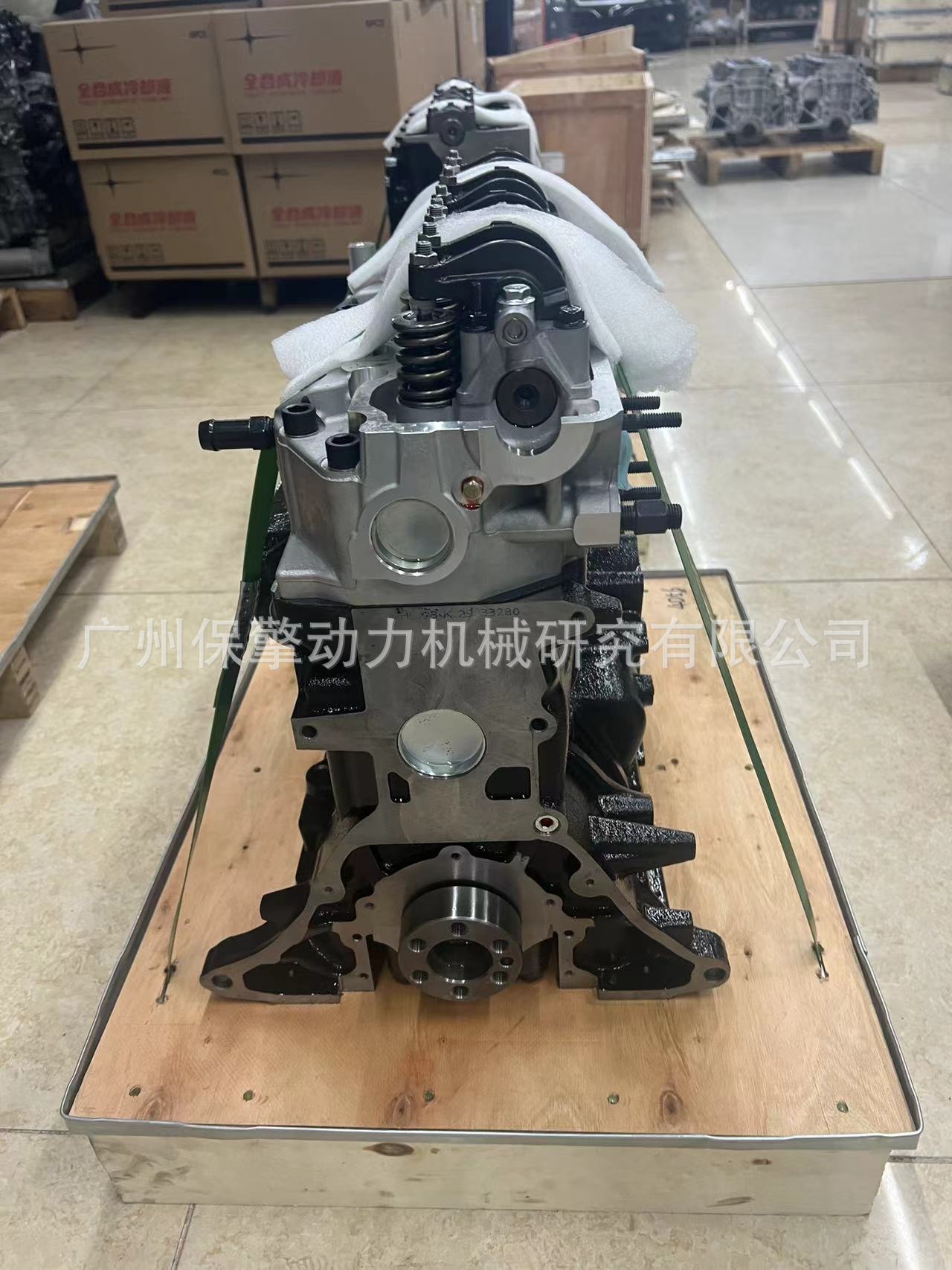 Diesel 4-cylinder 4D56 engine convex 8-valve engine
