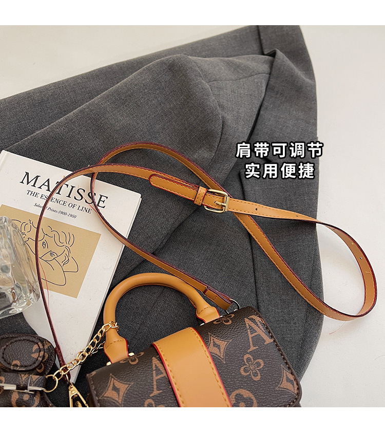 A new Korean-style versatile and simple single-shoulder crossbody bag for women in the summer of 2025, featuring a Korean-style mobile phone bag undefined