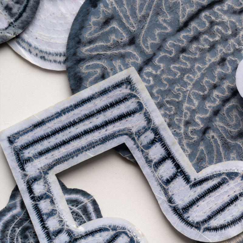 スパンコール刺繍サッカープラネットサングラスピーチハートノート漫画コンピュータ刺繍粘着刺繍布ステッカー在庫卸売|undefined