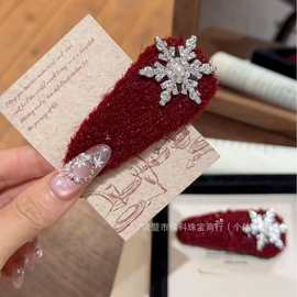 秋冬甜美氛围感红色毛绒侧边前额雪花发夹ins风淡水珍珠发饰头饰