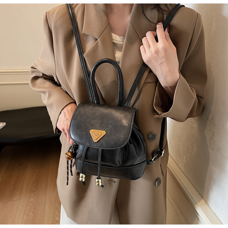 This is a new, stylish, mini, lightweight and cute shopping backpack for girls in the autumn of 2024 undefined