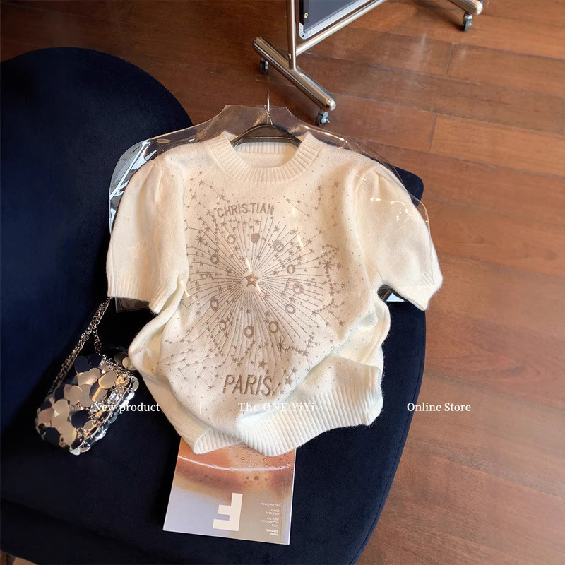 White Star T-Shirt, Chanel-Style Knitted Short-Sleeve Sweater for Women, 2026 Spring New Model, Light Luxury, Elegant, Slimming Top White Star T-Shirt, Chanel-Style Knitted Short-Sleeve Sweater for Women, 2026 Spring New Model, Light Luxury, Elegant, Slimming Top