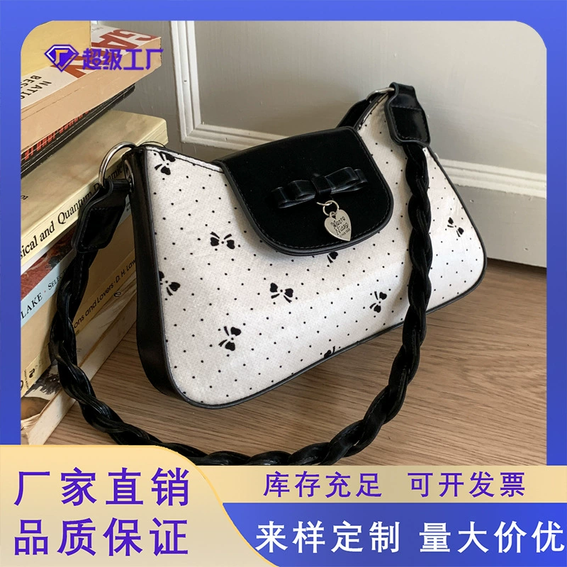 Модная женская сумка для повседневного использования, летняя новинка 2025 года, сумка через плечо с бантом, простая вместительная сумка.