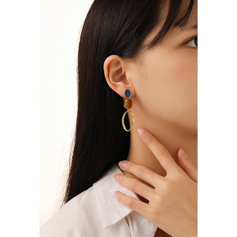retro matte long geometric elegant fashionable earrings