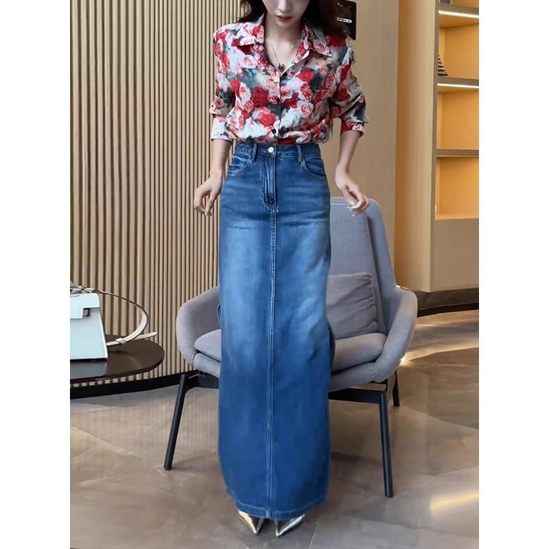 Denim Skirt, Hip-Hugging Skirt, A-Line Skirt, Women's Spring 2026 New Style, High-Waisted, Side Slit Long Skirt, Elegant Half Skirt Denim Skirt, Hip-Hugging Skirt, A-Line Skirt, Women's Spring 2026 New Style, High-Waisted, Side Slit Long Skirt, Elegant Half Skirt